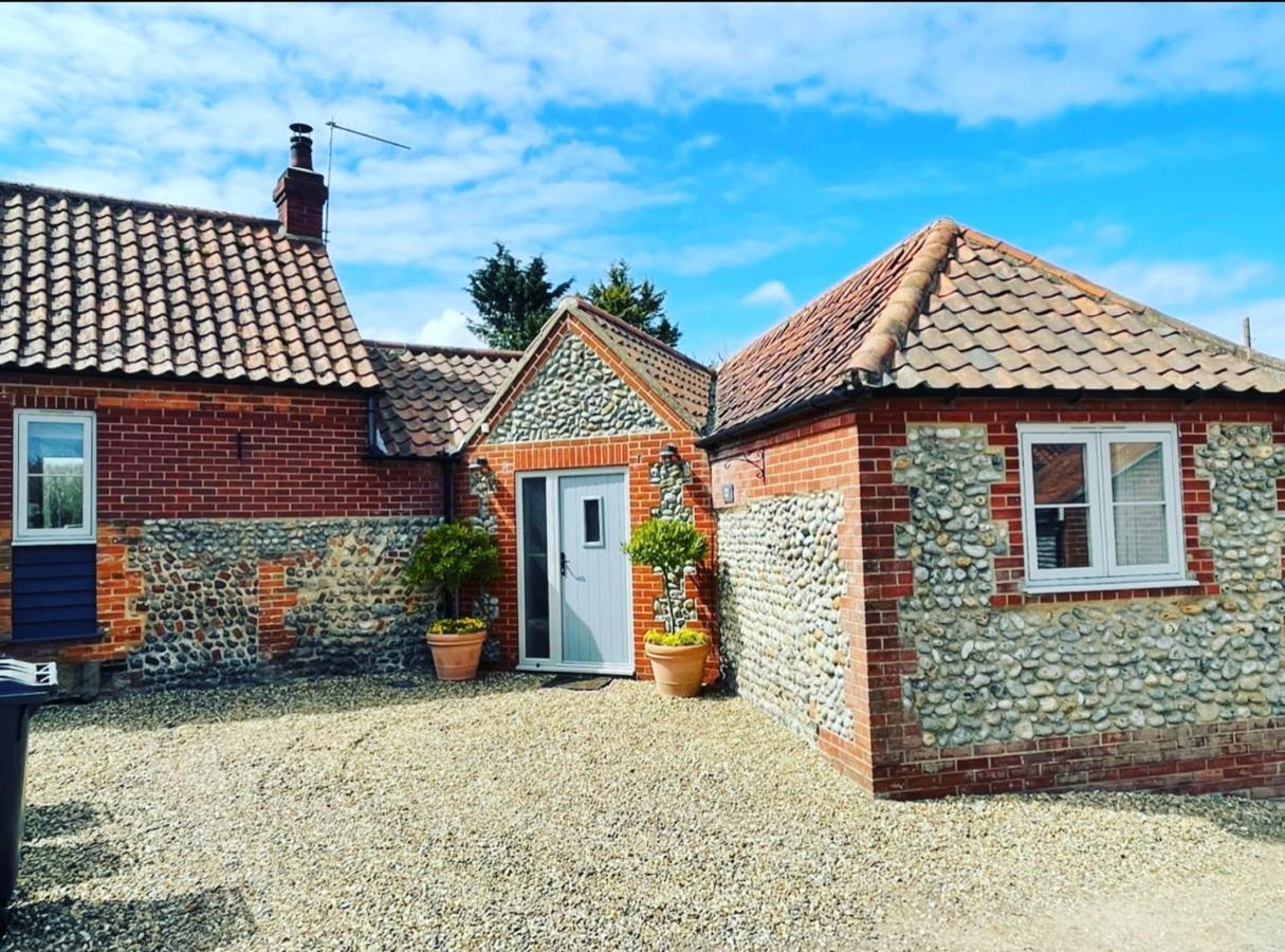 Charming, Cosy Waterside Retreat In Gimingham, North Norfolk * Gimingham